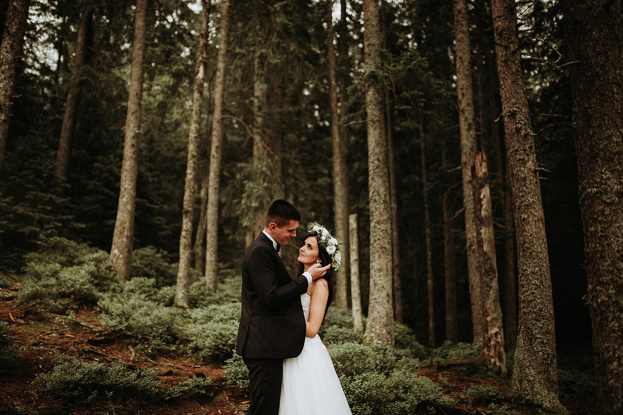 wedding photo shooting in mountains poland
