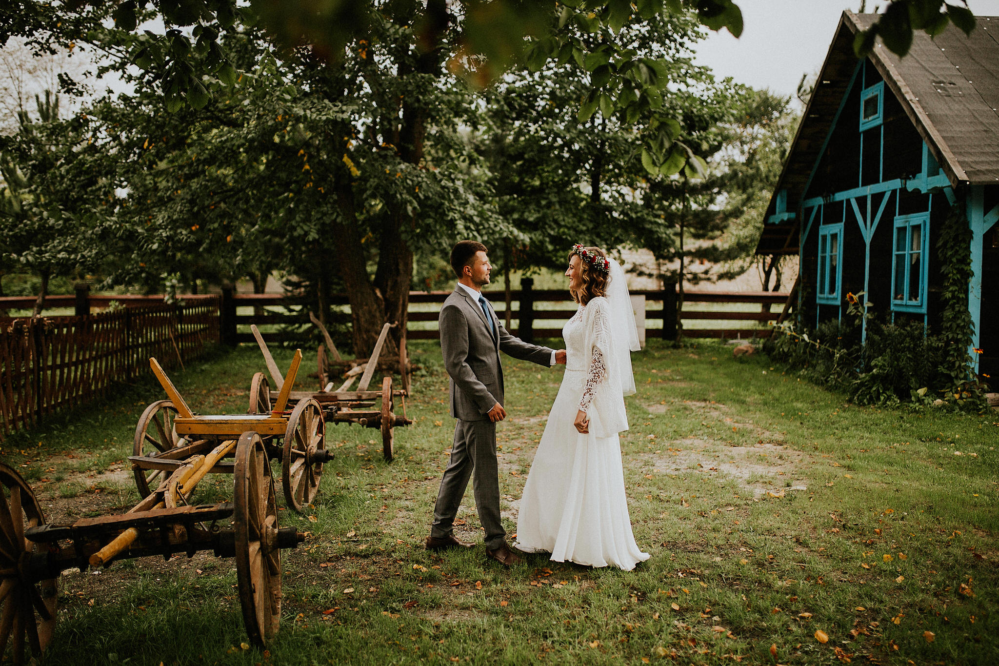 Wedding in barn