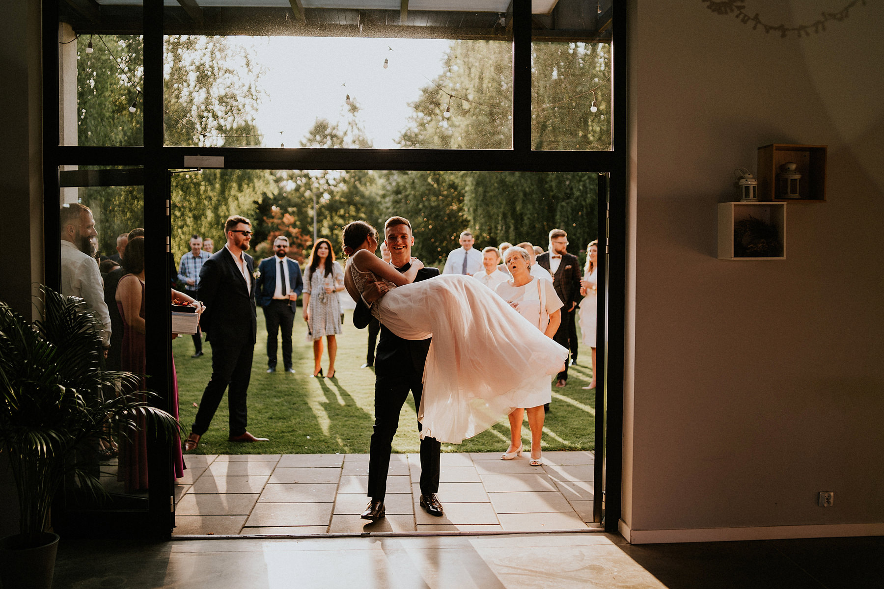 079 wesele villa omnia warszawa plenerowy slub wedding fotograf karol nycz photography krakow