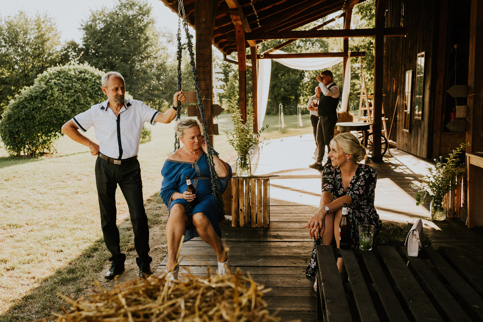 066 folwark wiazy wesele w stodole krakow karol nycz fotograf slubny krakow
